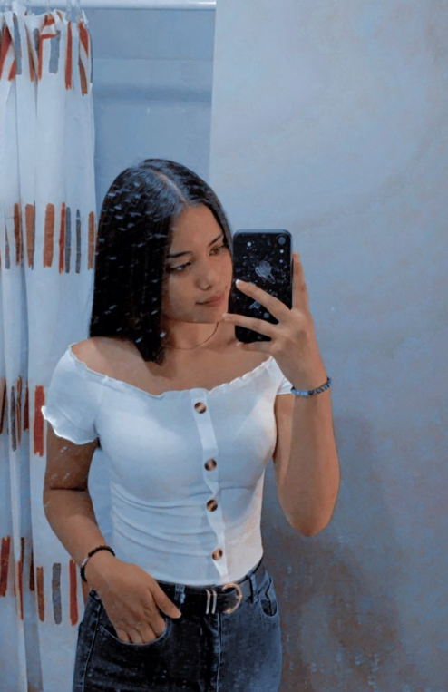 <em>Camila F.</em>